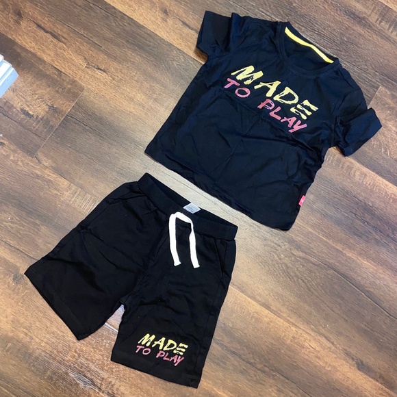 NEW BOYS MADE TO PLAY TOP & SHORTS COTTON SZ 5 - Picture 3 of 12